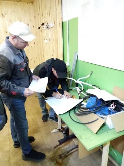 Работа подготовлена. Не подготовлена. Не подготовлена. Работа подготовлена. Изложение кошка и еж.